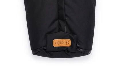 Nordlys Minivognpose Lammeskinn Uklippet, Svart/Hvit 8 Nordlys Minivognpose Lammeskinn Uklippet, Svart/Hvit - Bilde 6